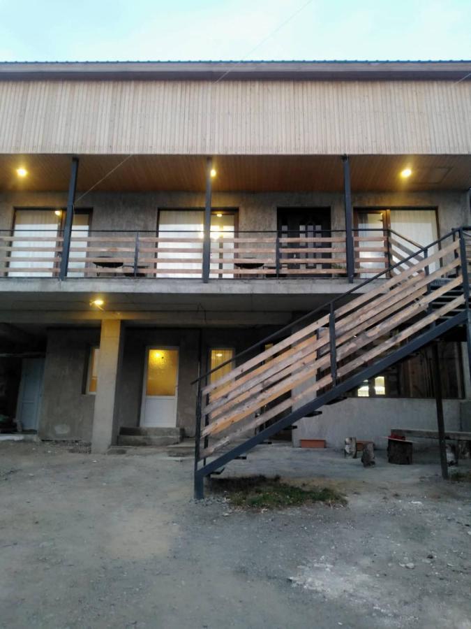 Guesthouse Relax In Kazbegi Εξωτερικό φωτογραφία